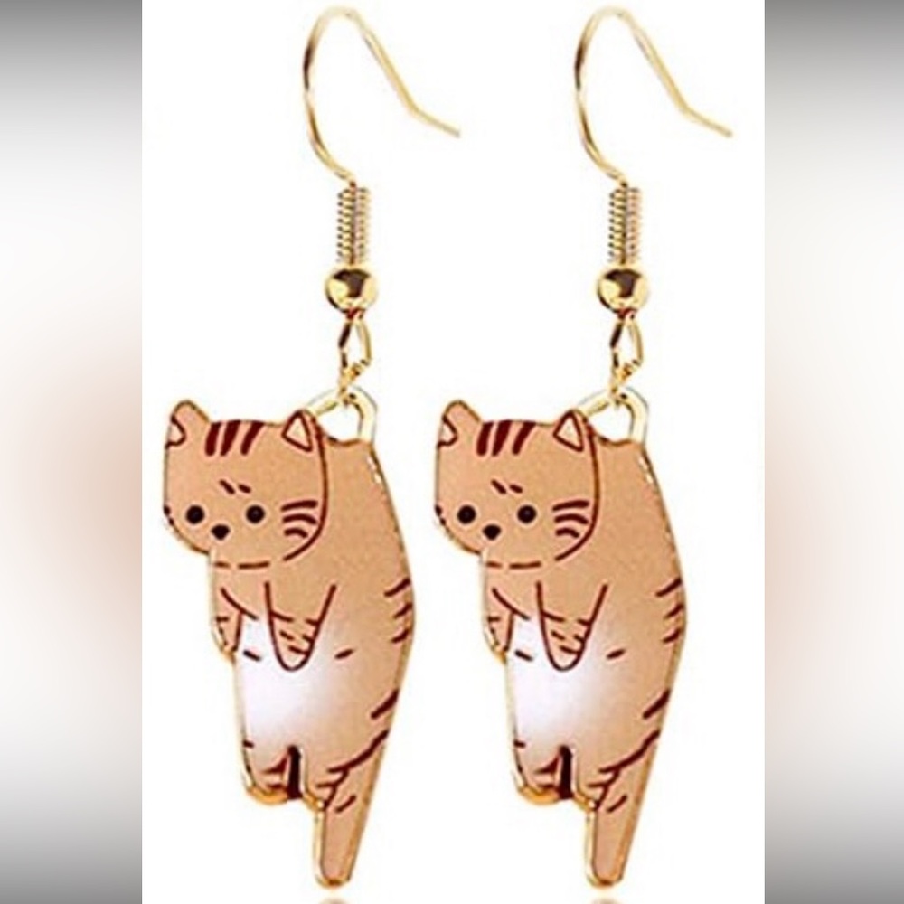 ❤️ Hanging Brown Tabby Cat Earrings